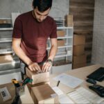 The Beginner's Guide to Selling Products Online Without Inventory: Dropshipping Made Easy.